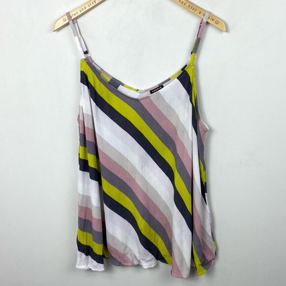 Torrid Sophie Stripe Cami Tank Top Gauze Crinkle Swing Size 2X Diagonal Blouse - Picture 5 of 8